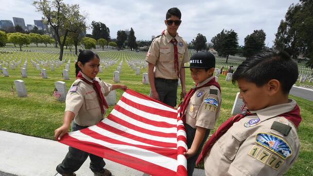 Tues Blogcast: Not-just-Boy Scouts; Asian population collapse; Seinfeld