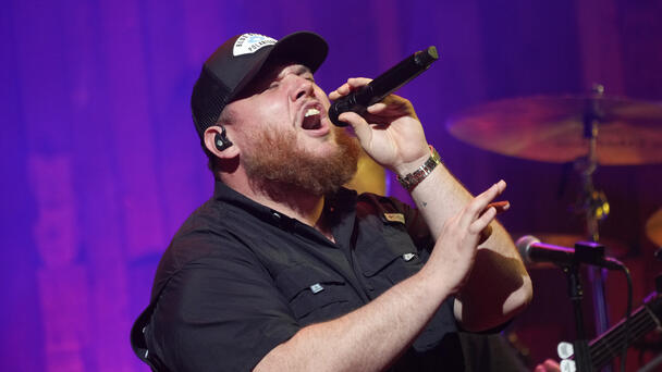 Here's Who Luke Combs Thinks Should Win Entertainer of the Year at the ACMs