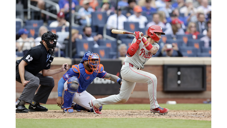 Philadelphia Phillies v New York Mets