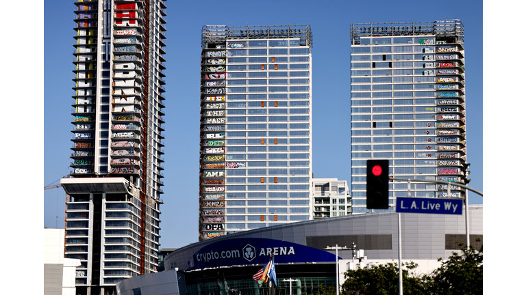 Los Angeles' Graffiti Towers Plunge In Value After Creditor's Reassessment