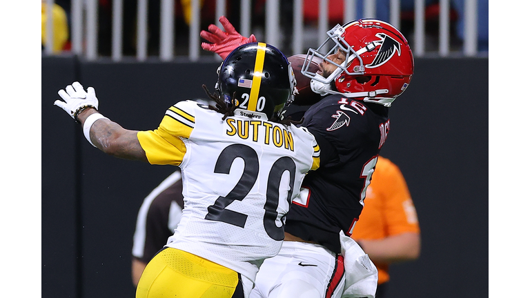 Pittsburgh Steelers v Atlanta Falcons