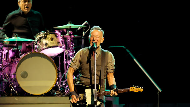 Bruce Springsteen Gives A Health Update (VIDEO)