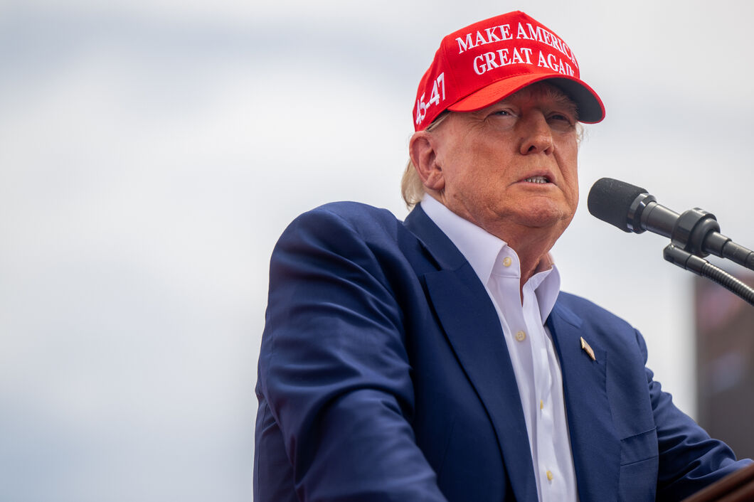 Trump in Nevada - a battleground state - tells story about a Pasadena girl