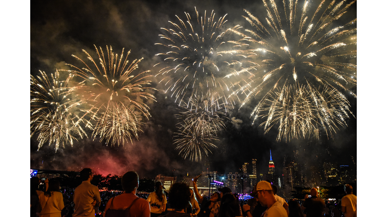 New Yorkers Celebrate July 4th With Fireworks Show On The East River