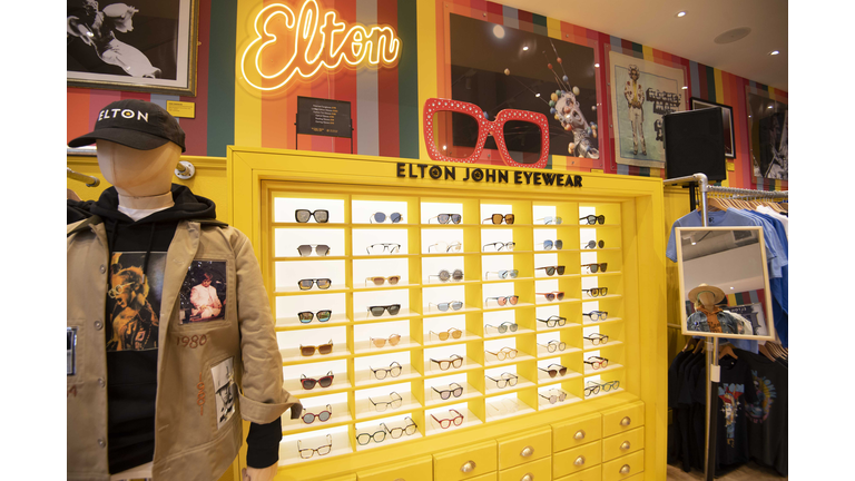 Elton John Pops UP! At Bicester Village