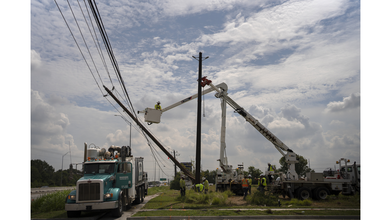 Widespread Outages Continue In Houston After Hurricane Beryl Knocked Out Power For Millions