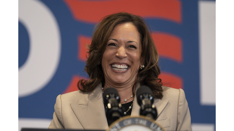 US-VOTE-POLITICS-HARRIS