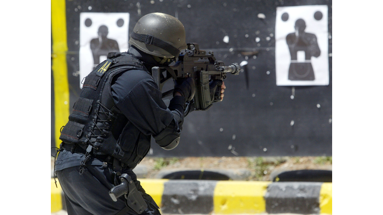 Jordanian Anti-Terrorism Special Operations Unit Train