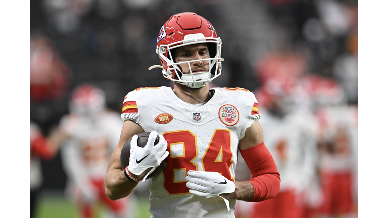Kansas City Chiefs v Las Vegas Raiders