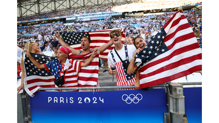 FBL-OLY-PARIS-2024-FRA-USA-FANS