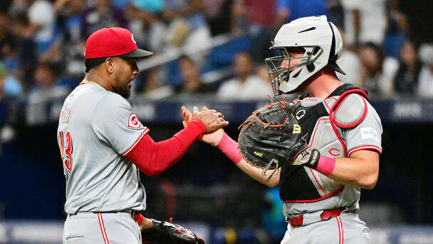 Reds Beat Rays In Extras