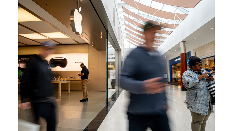 Unionized Apple Store In Towson, Maryland To Vote Over Weekend On Potential Strike