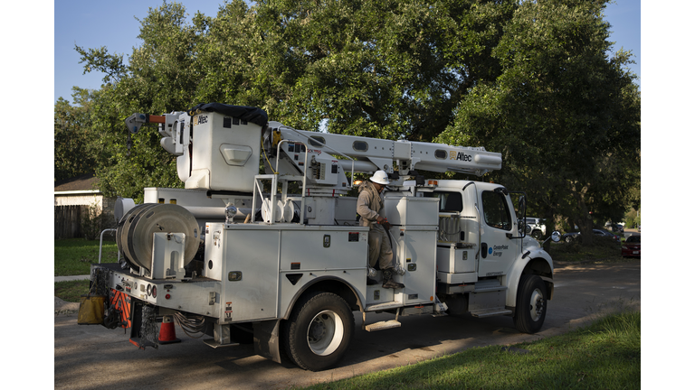 Widespread Outages Continue In Houston After Hurricane Beryl Knocked Out Power For Millions