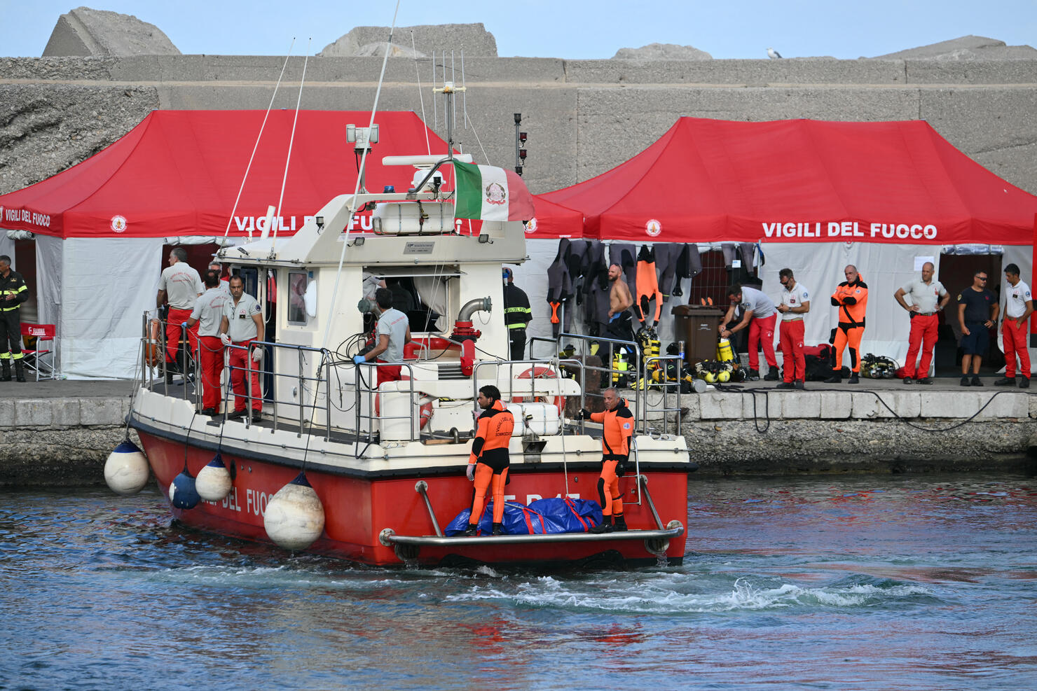 ITALY-MARITIME-ACCIDENT-BRITAIN