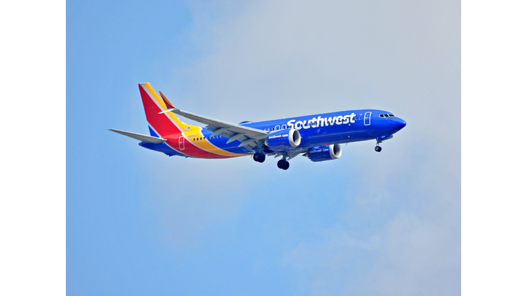 Southwest Airlines - Boeing 737-8