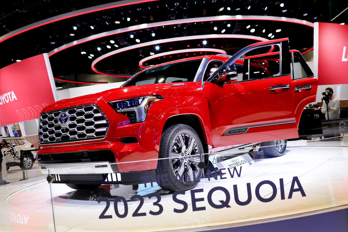 Chicago Hosts Annual Auto Show