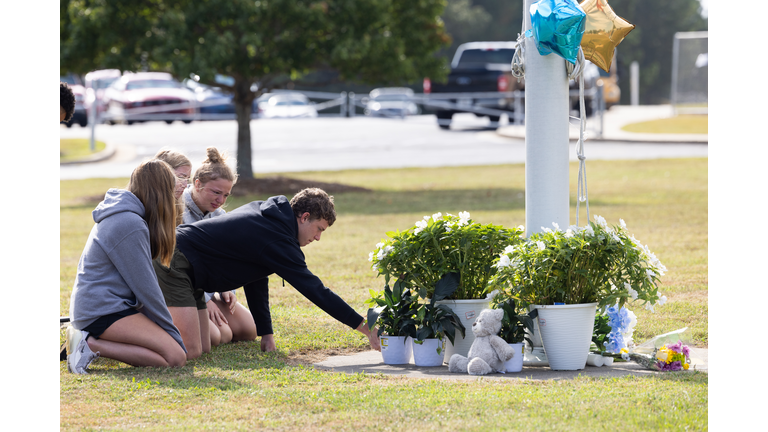 Shooting At Apalachee High School In Winder, Georgia Leaves 4 Dead