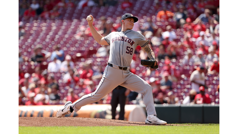 Houston Astros v Cincinnati Reds