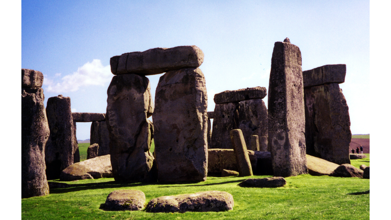 Scientists Rule Out Origin of Stonehenge's Altar Stone, Sparking Renewed Search For Its True Source