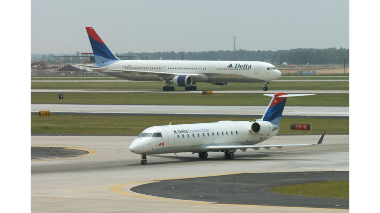 Delta Predicts Record Losses And Potential Bankruptcy For 2005