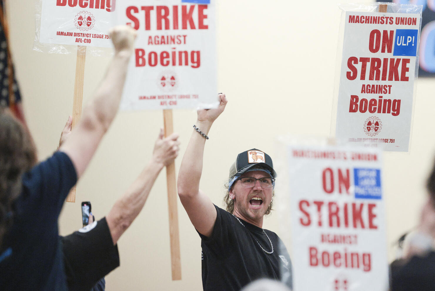 TOPSHOT-US-AEROSPACE-AVIATION-UNIONS-STRIKE-BOEING