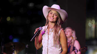 Lainey Wilson Used to Perform in the Aisles of Walmart?