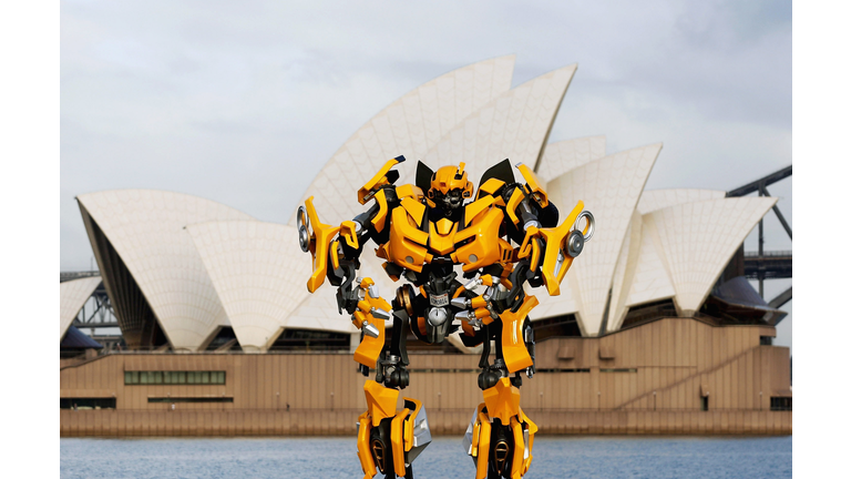 Transformers Robot Descends On Sydney