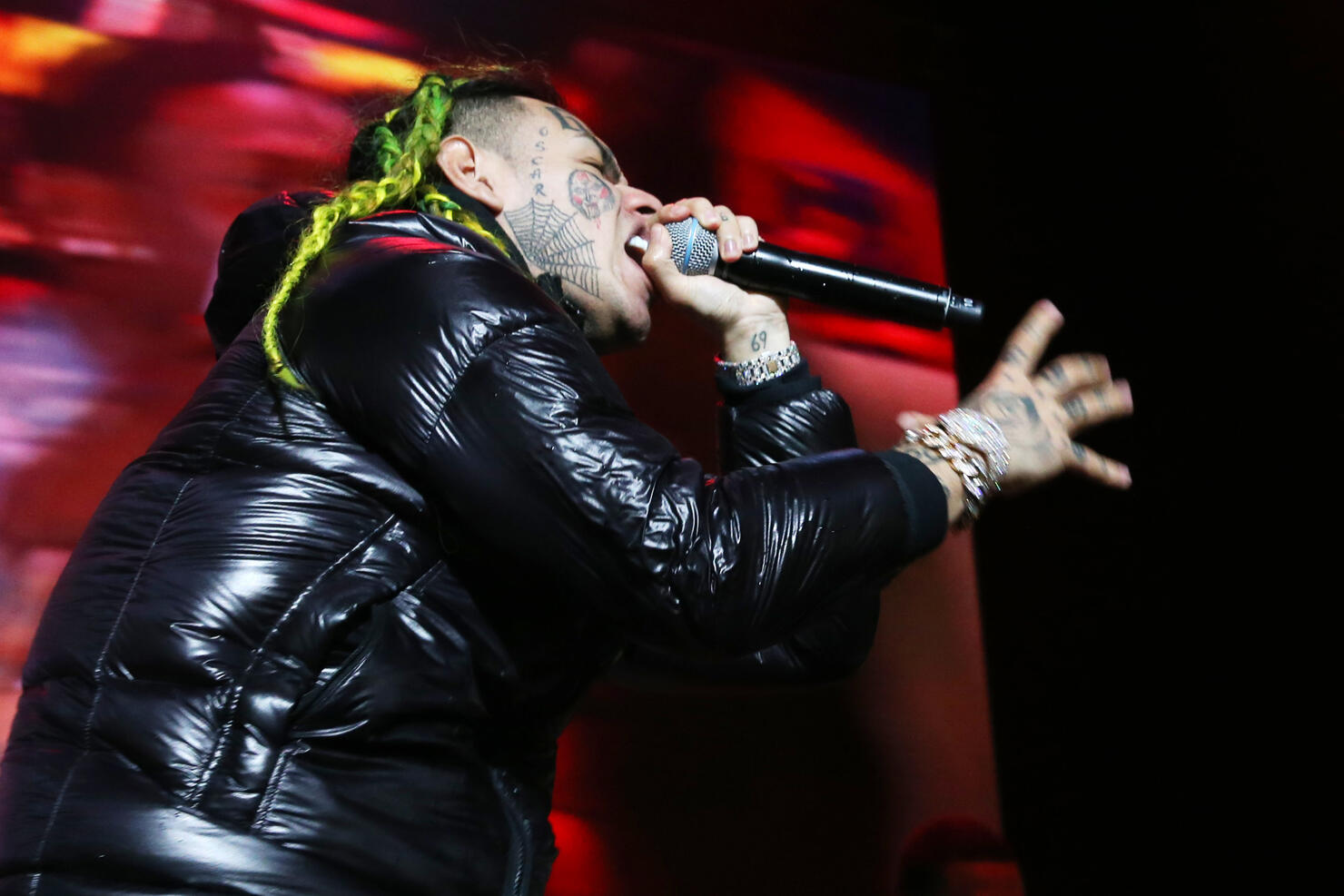 Power 105.1's Powerhouse 2018 - Inside