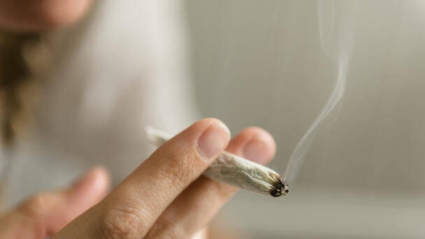 Marijuana Hospital Visits Linked To Dementia Diagnosis Within 5 Years