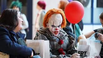 How Many Kids Had An Actual Heart Attack From This Halloween Display?