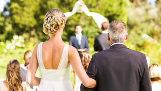 💍 A Wedding, A Hospital, and A Dad’s Final Wish Come True