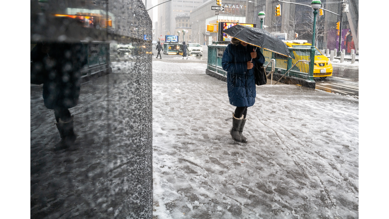 Large Winter Storm Brings Snow To The Northeast