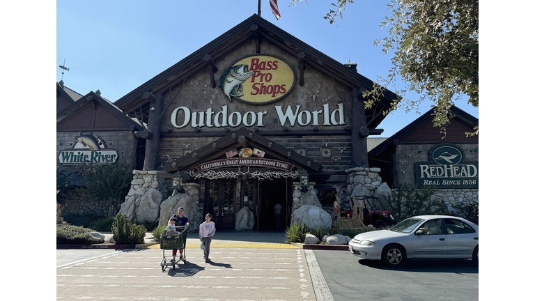 Bass Pro Shops