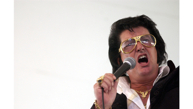 Elvis Fans Gather To Commemorate Anniversary His Death