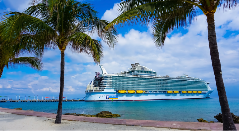 Symphony of the seas is the biggest cruise ship