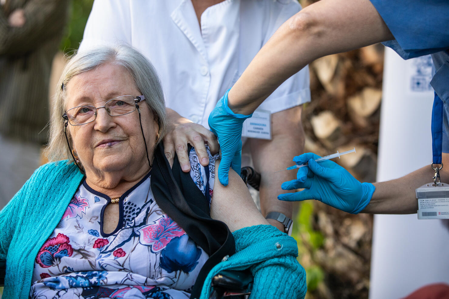 Barcelona Administers Fourth Covid Vaccine Dose To the Elderly