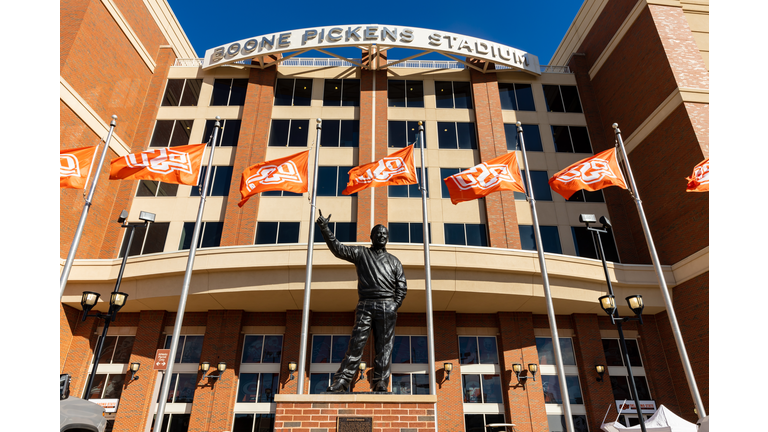 Boone Pickens statue in front of Boone Pickens Stadium, home of Oklahoma State University Football in Stillwater, OK