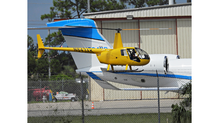 2000 Robinson Helicopter R44