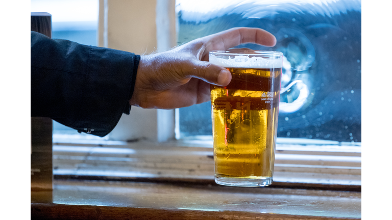 Researchers Say Reducing The Measure Of A Pint Of Beer In The UK Could Improve Public Health