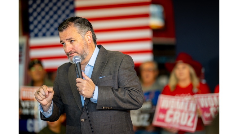 Ted Cruz Continues Campaigning For Reelection Across Texas