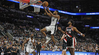 Spurs Beat Trail Blazers