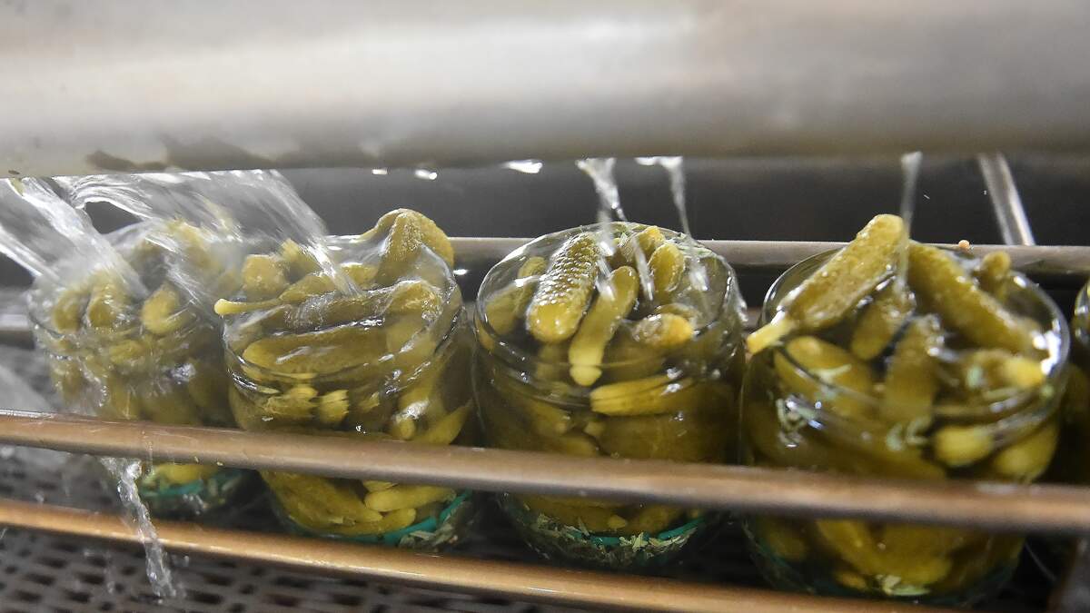 Today Is National Pickle Day . . . Do You Drink the Juice Out of the Jar? 94.5 The Buzz The