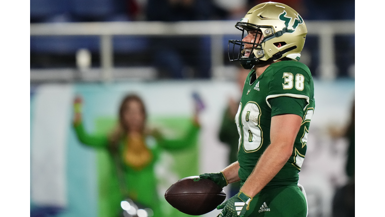 RoofClaim.com Boca Raton Bowl - USF v Syracuse