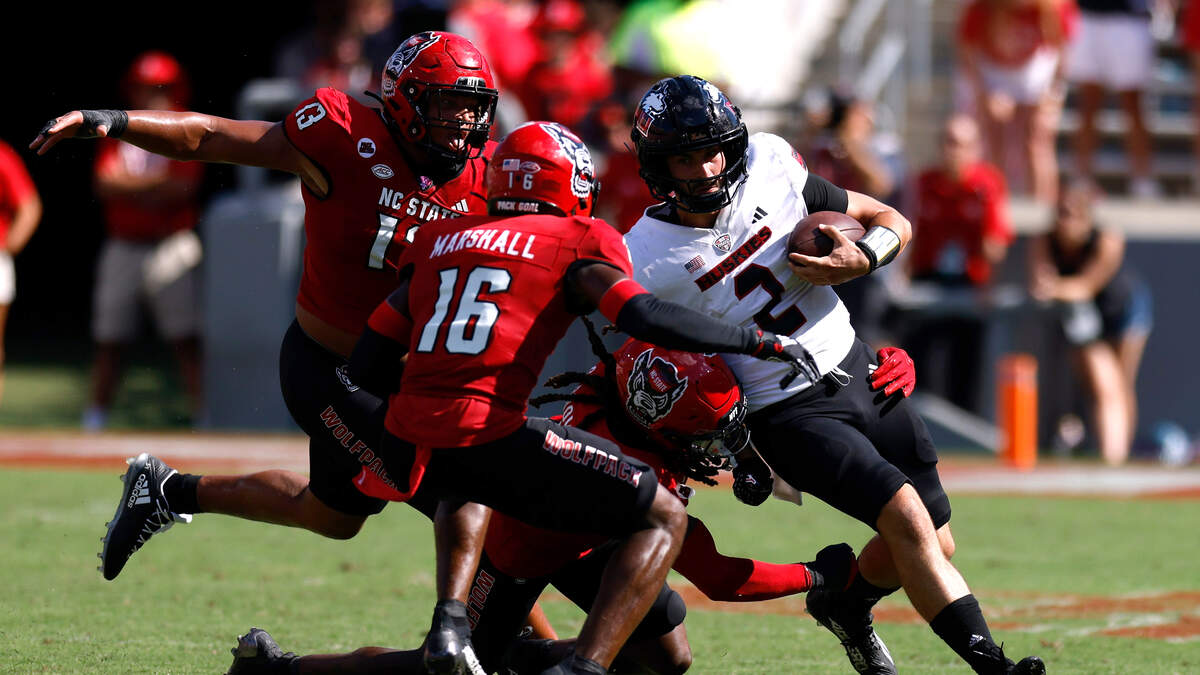 Nov. 19 Miami (OH) vs. NIU Football Tickets iHeart Sports