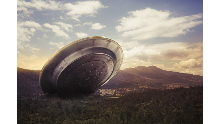 Crashed UFOs & Alien Disclosure