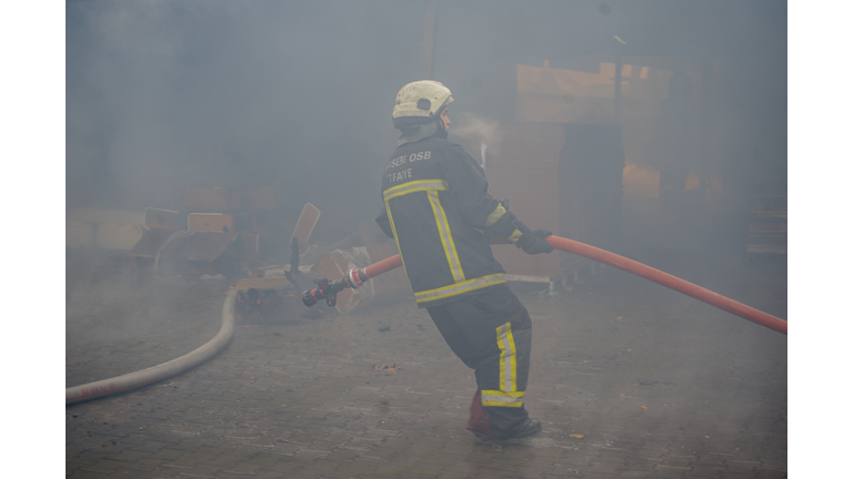 Severe-fire-in-furniture-factory