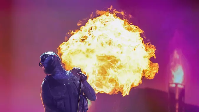 Farruko da primero y publica su 'tiraera' contra Anuel 