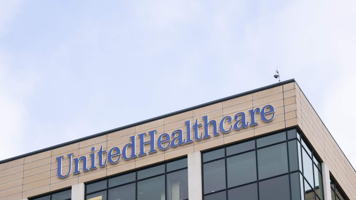 United Healthcare CEO Shooter Identified 1035 The BEAT DJ Bulletproof