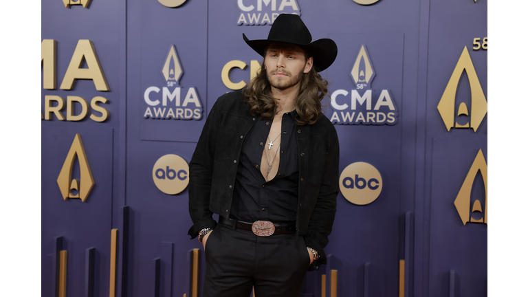 The 58th Annual CMA Awards - Arrivals