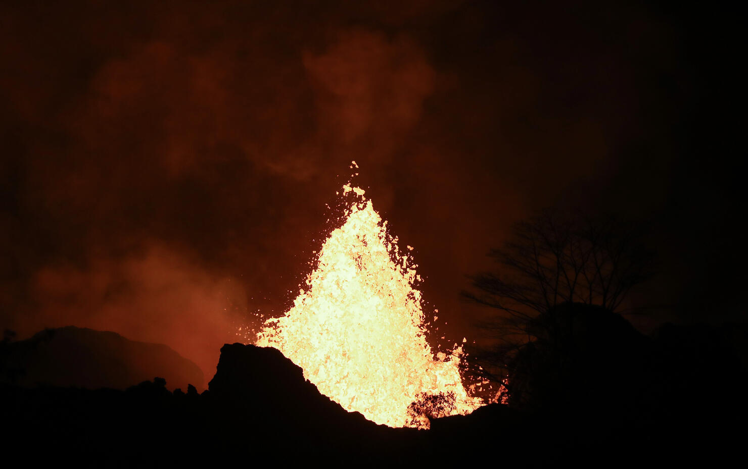 Hawaii's Kilauea Volcano Erupts Forcing Evacuations
